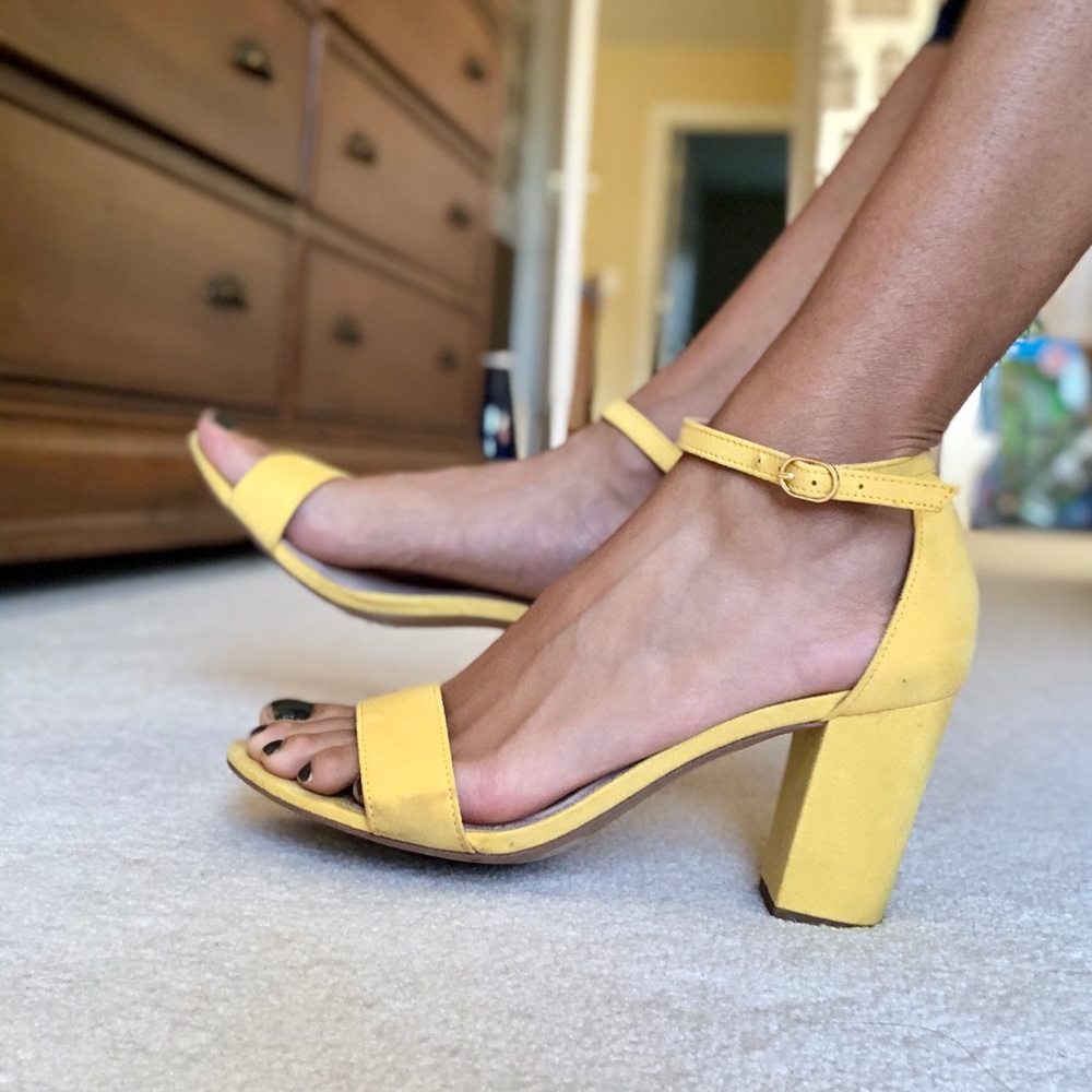 Kelly & Katie Yellow Hailee Sandal Block Heels